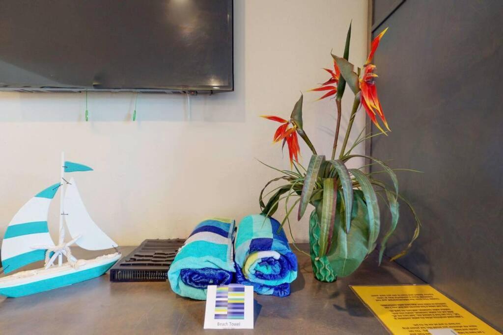 Sea Spray, Studio 114, Beach Steps Away! Pool+Wifi 拉斯金 外观 照片
